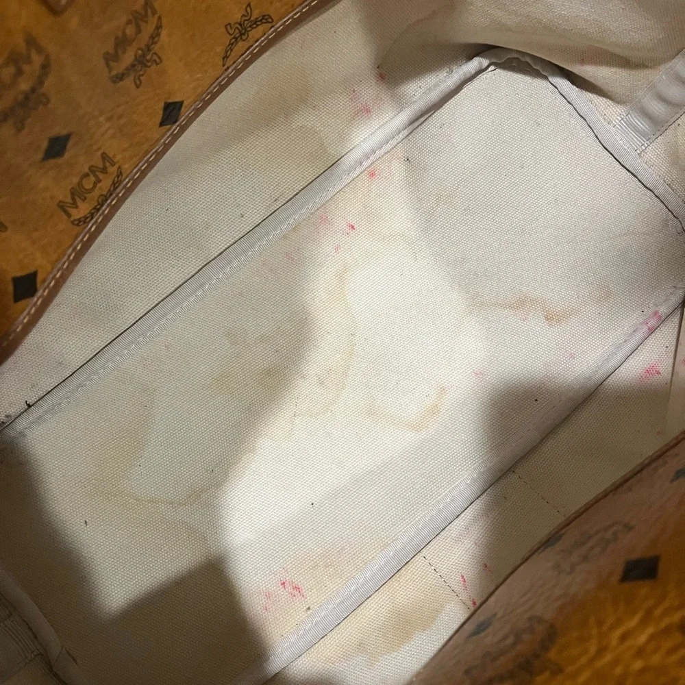 MCM COGNAC VISETOS SHOPPING TOTE - Picture 10 of 16